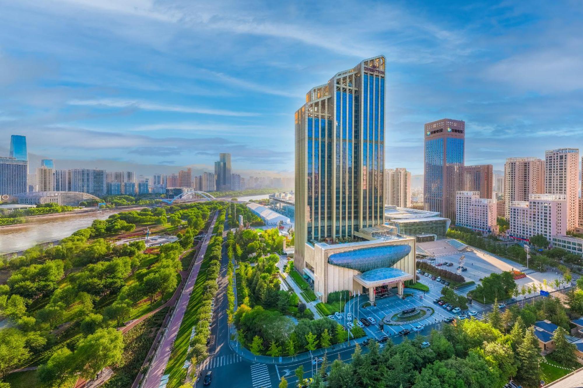 Crowne Plaza Hotel Lanzhou By Ihg Bagian luar foto